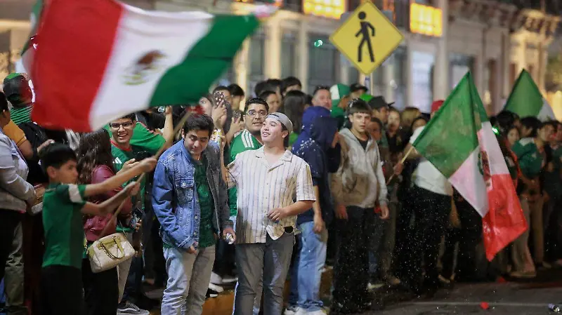 Afición duranguense celebra triunfo de México VS Ecuador